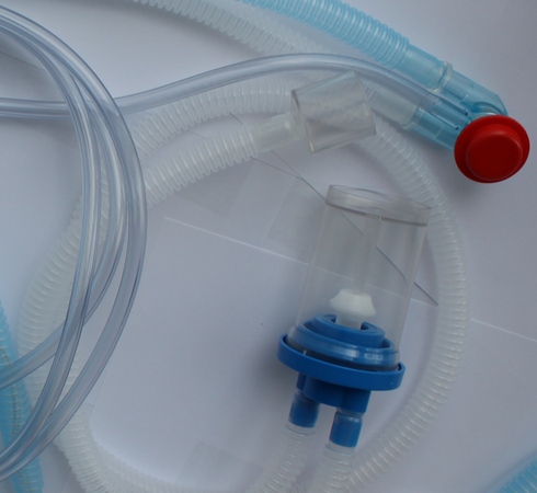 Breathing circuits medical supplies